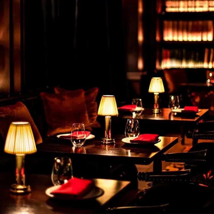 Lampe de table LuxeLoom