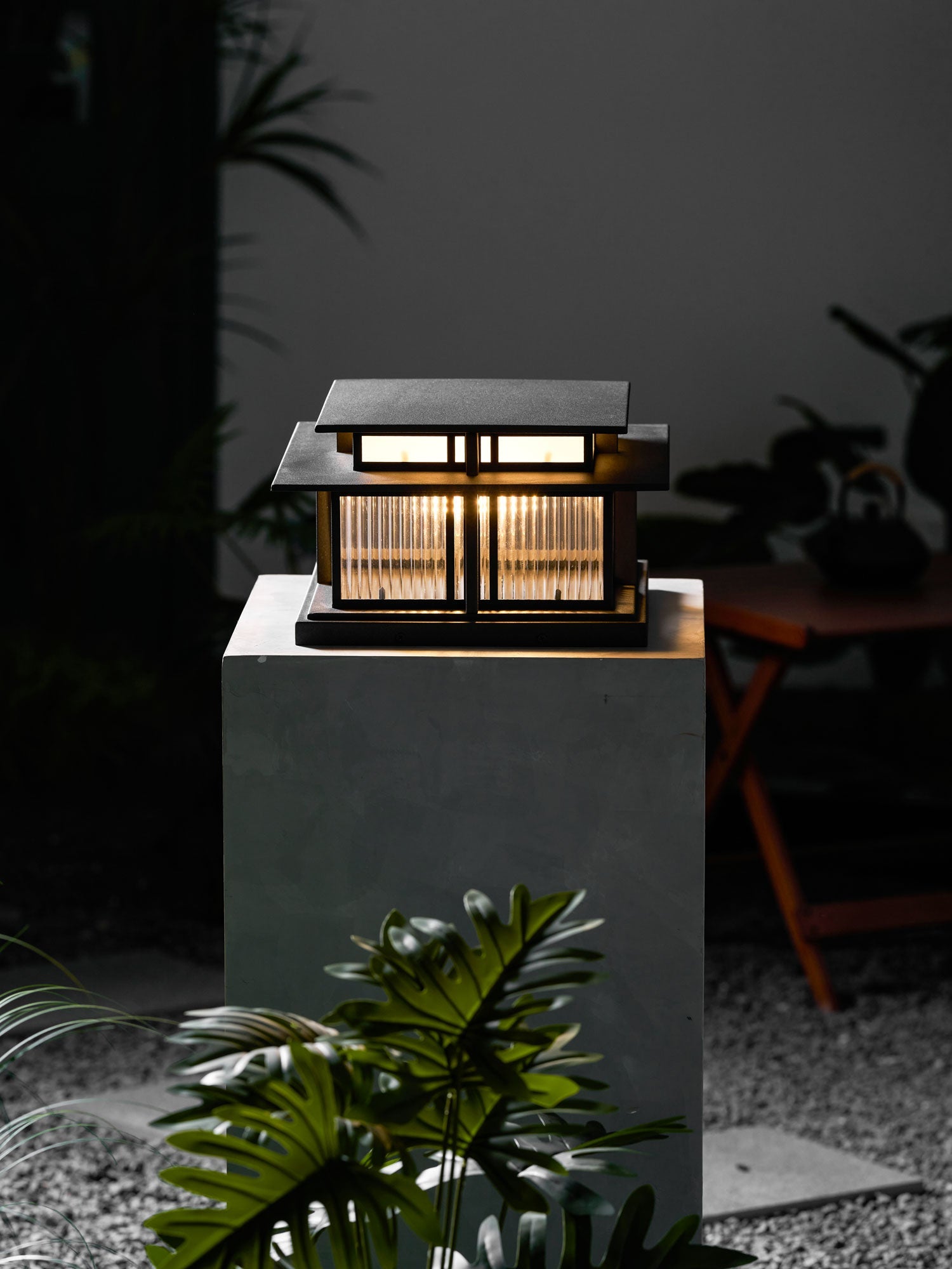 Colonne lumineuse extérieure LED Boilyn – IP65, résistante aux UV