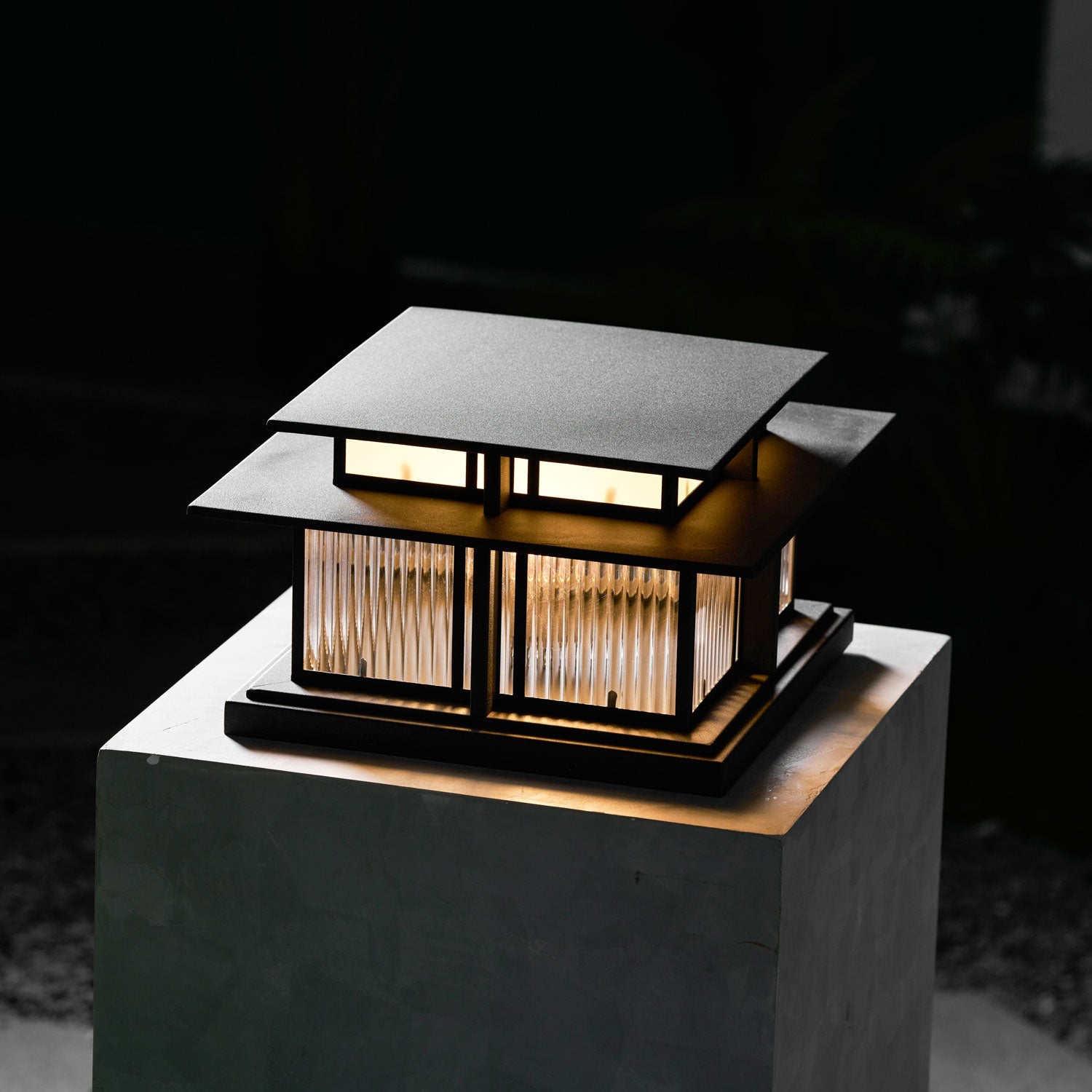 Colonne lumineuse extérieure LED Boilyn – IP65, résistante aux UV