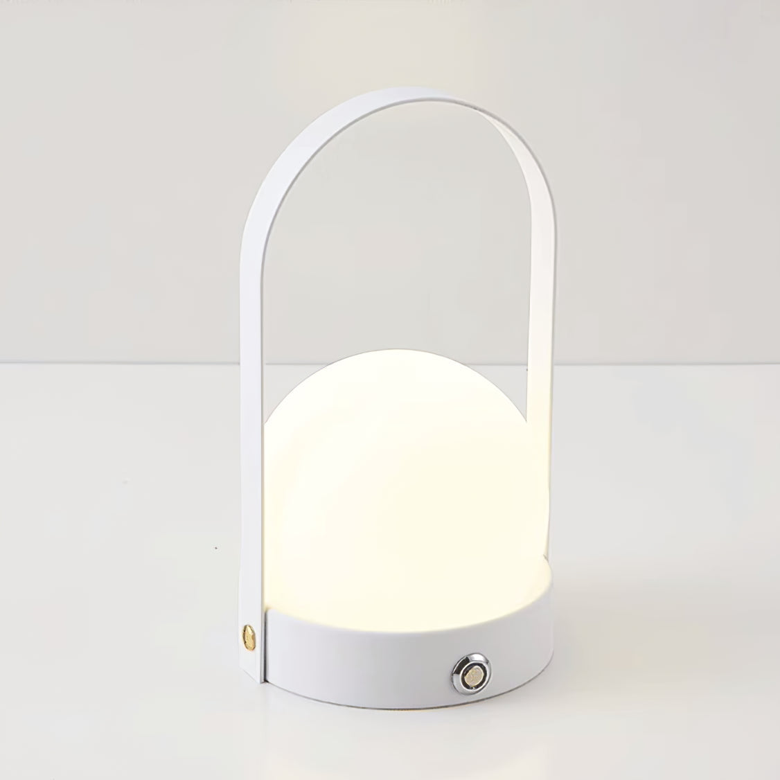 Lampe de table rechargeable sans fil Carrie – lumière chaude, nomade