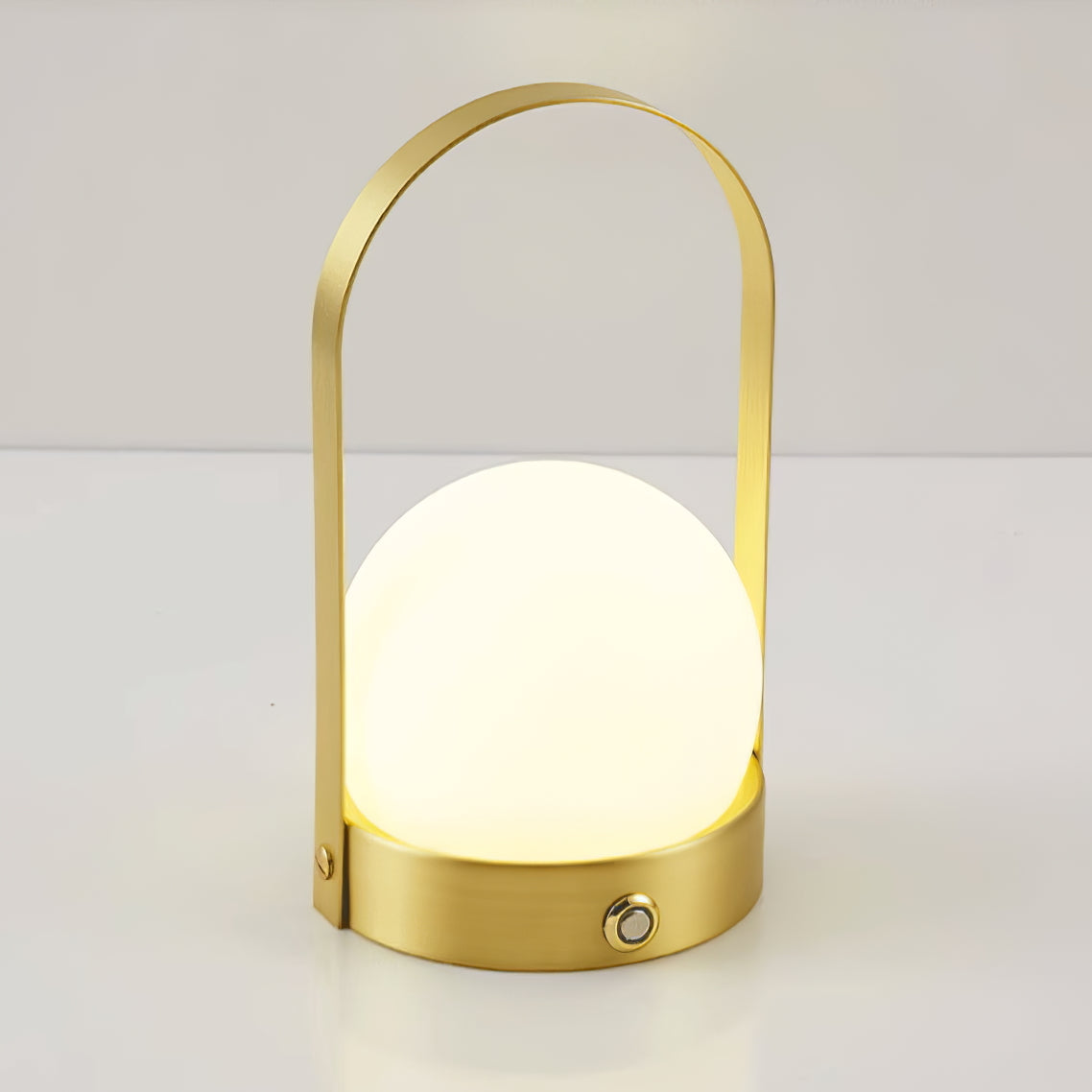 Lampe de table rechargeable sans fil Carrie – lumière chaude, nomade