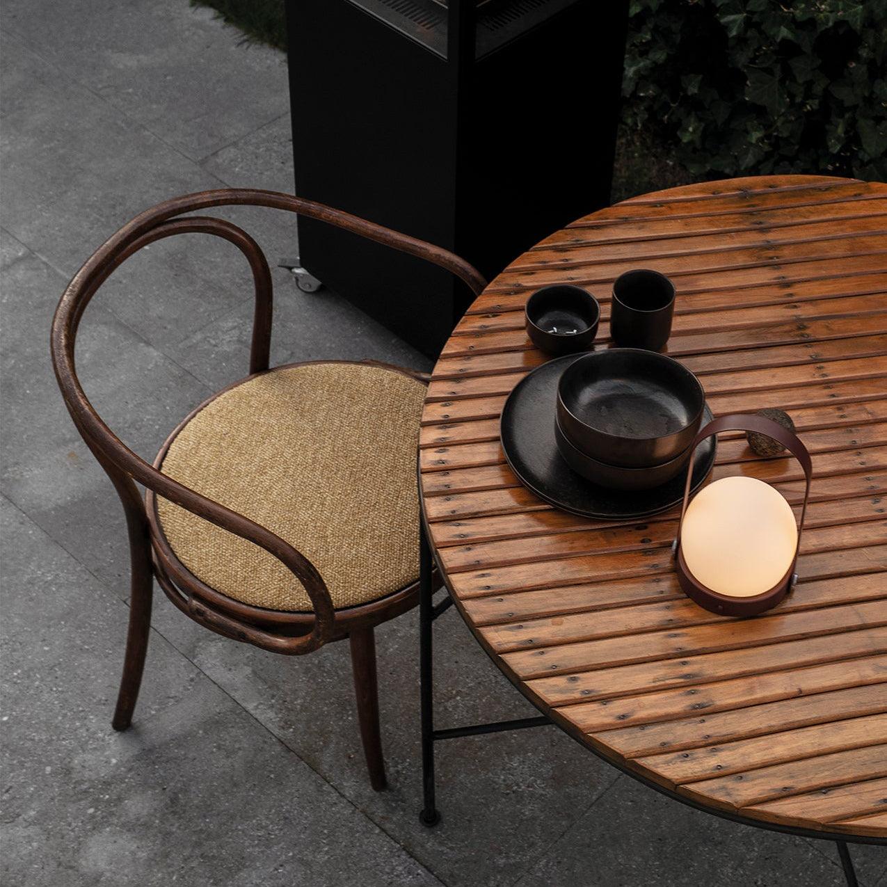 Lampe de table rechargeable sans fil Carrie – lumière chaude, nomade