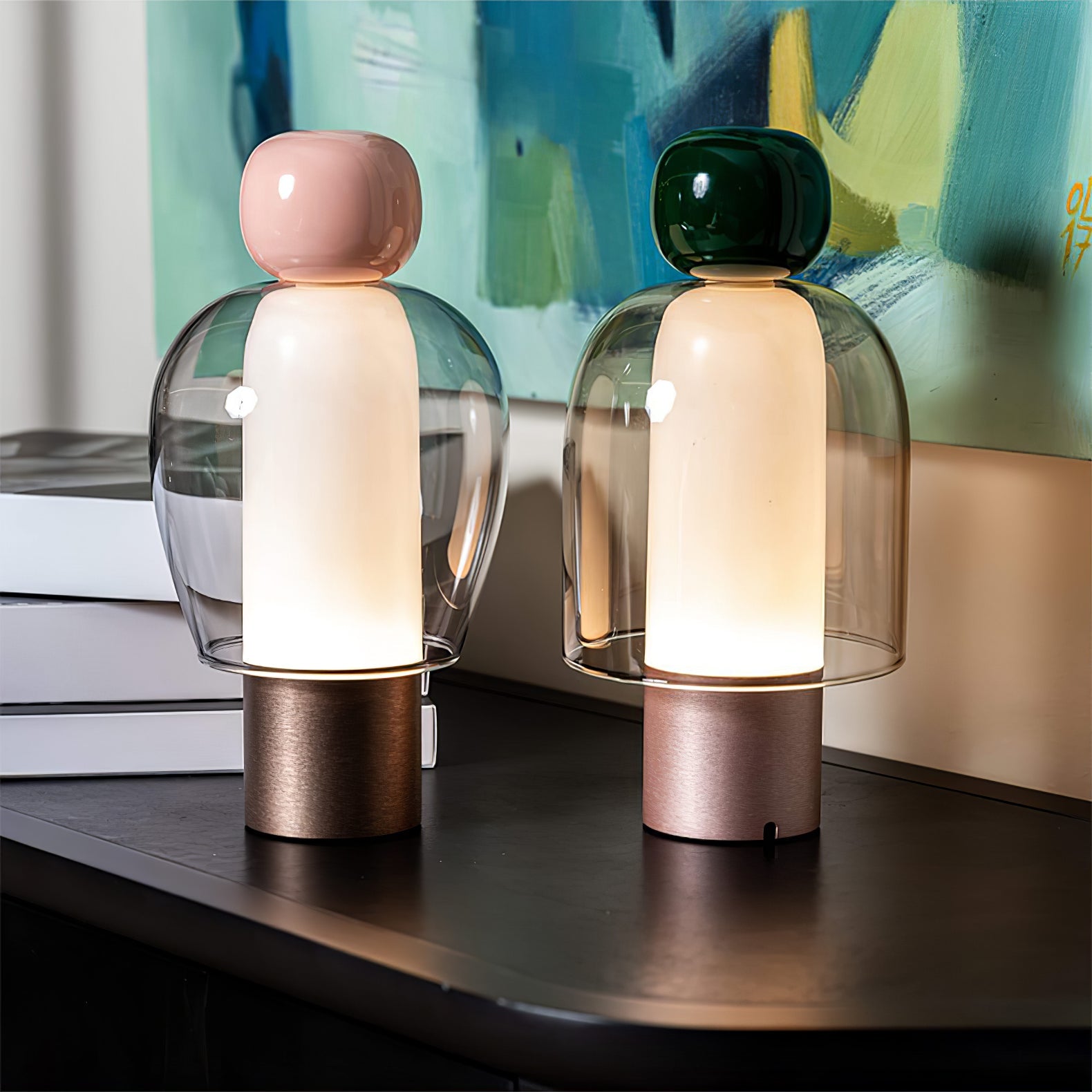 Lampe de table rechargeable en verre coloré Lumina Joy – design minimaliste