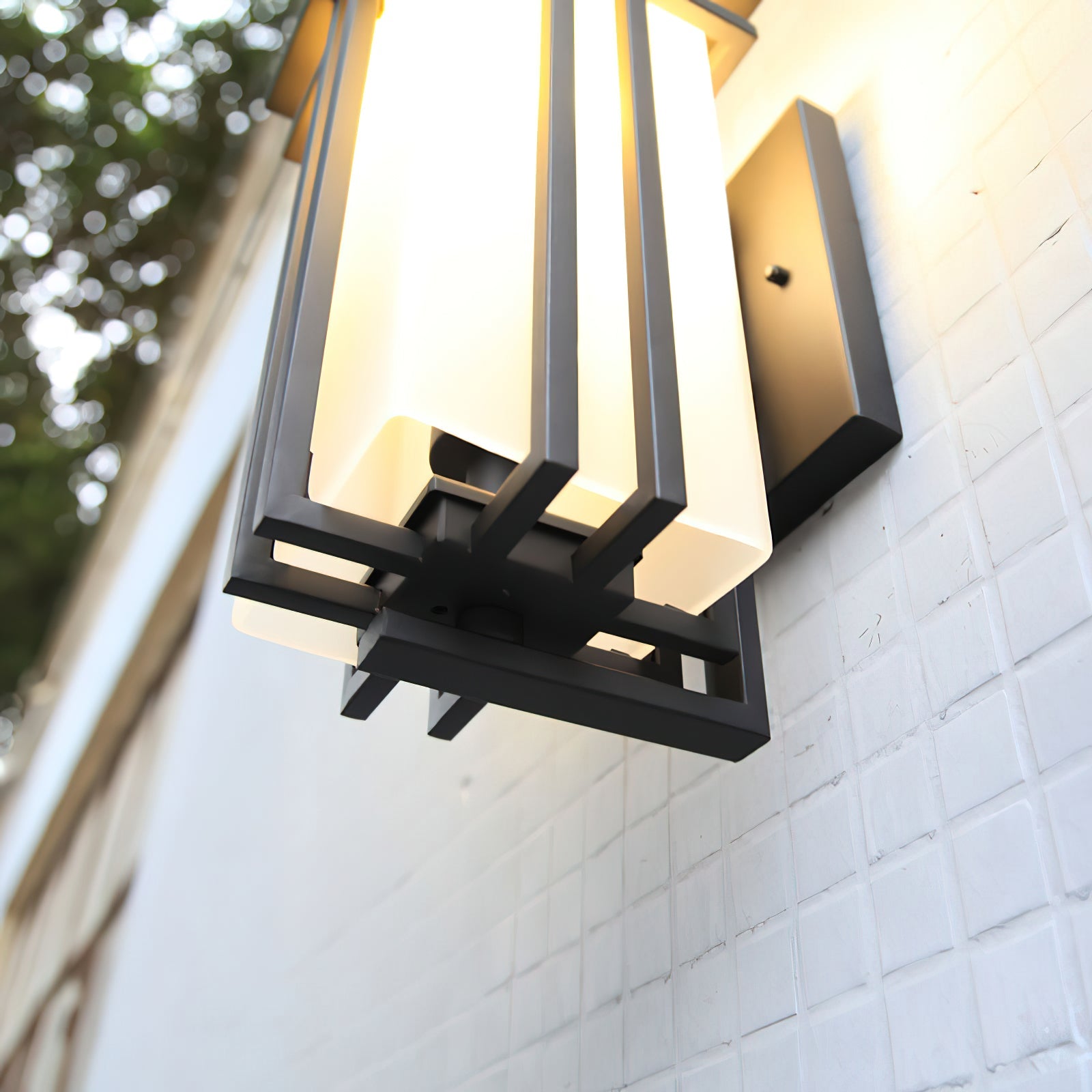 Applique murale extérieure Linden – fer mono-pièce, style rétro élégant