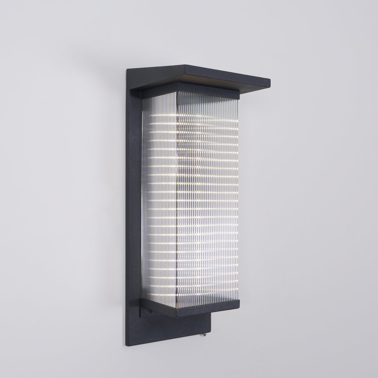 Applique murale solaire Oléron Box – design minimaliste français, sans câble
