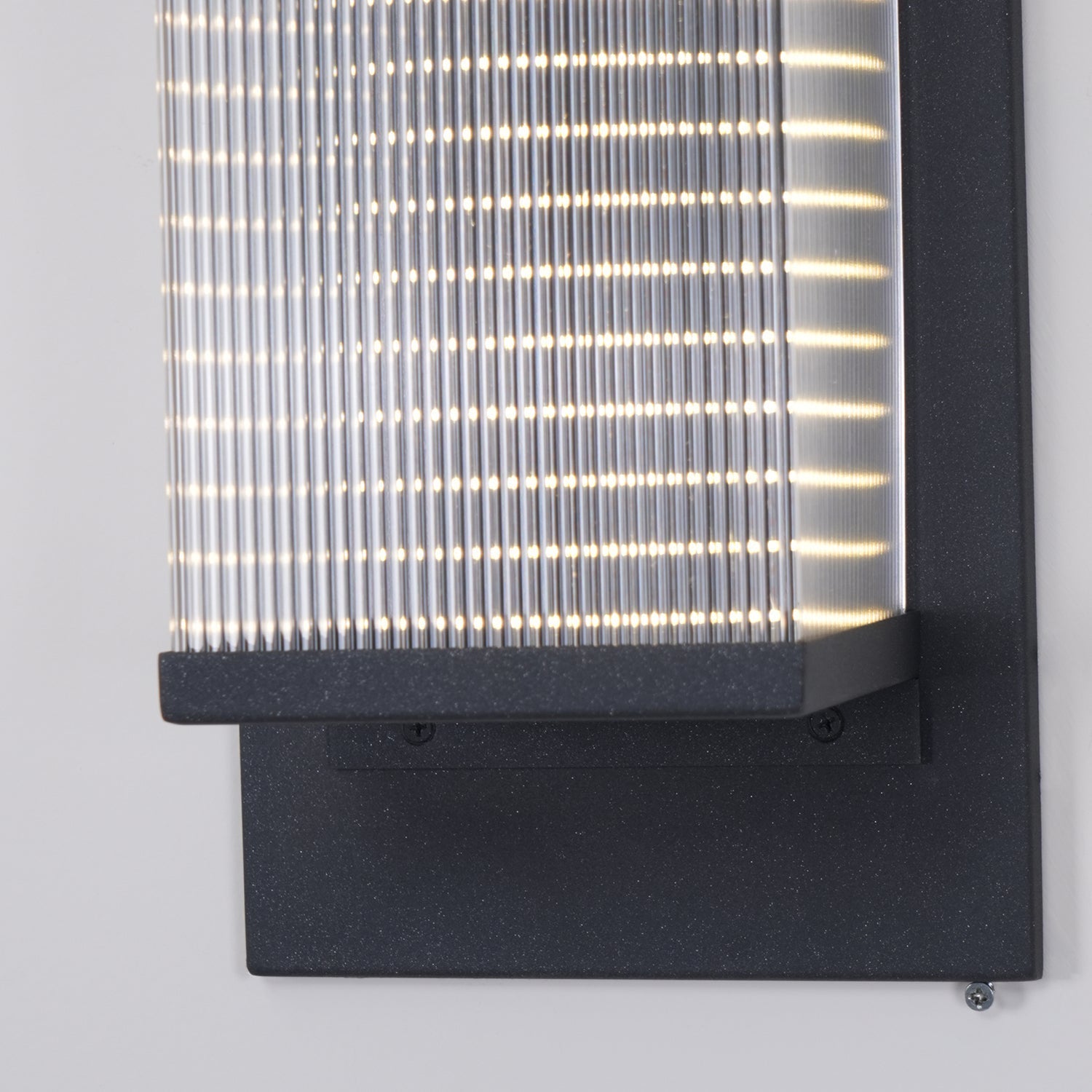 Applique murale solaire Oléron Box – design minimaliste français, sans câble
