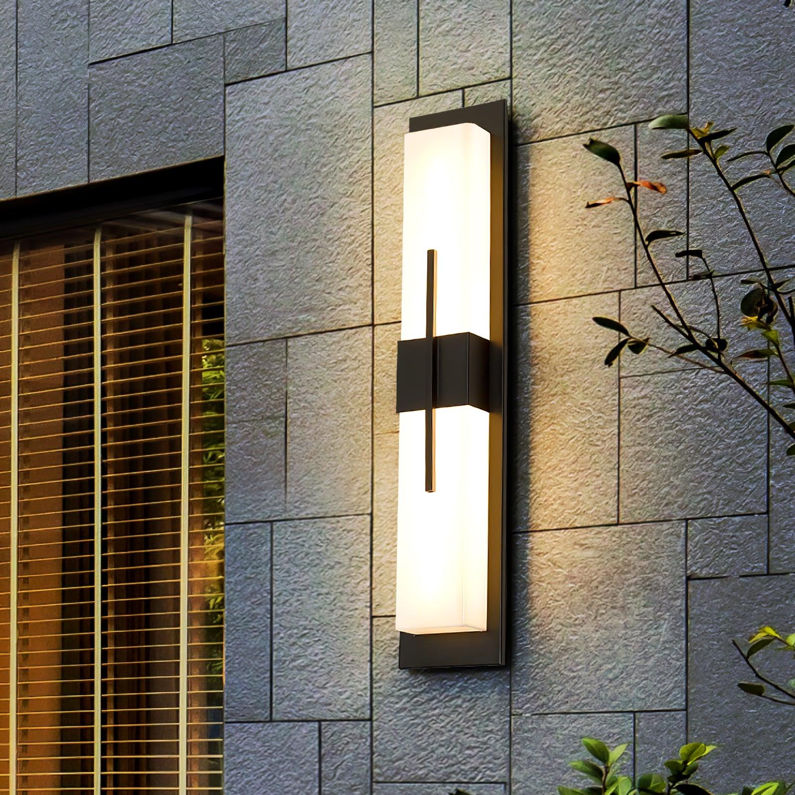 Applique murale extérieure en albâtre Possini – IP65, barre LED puissante