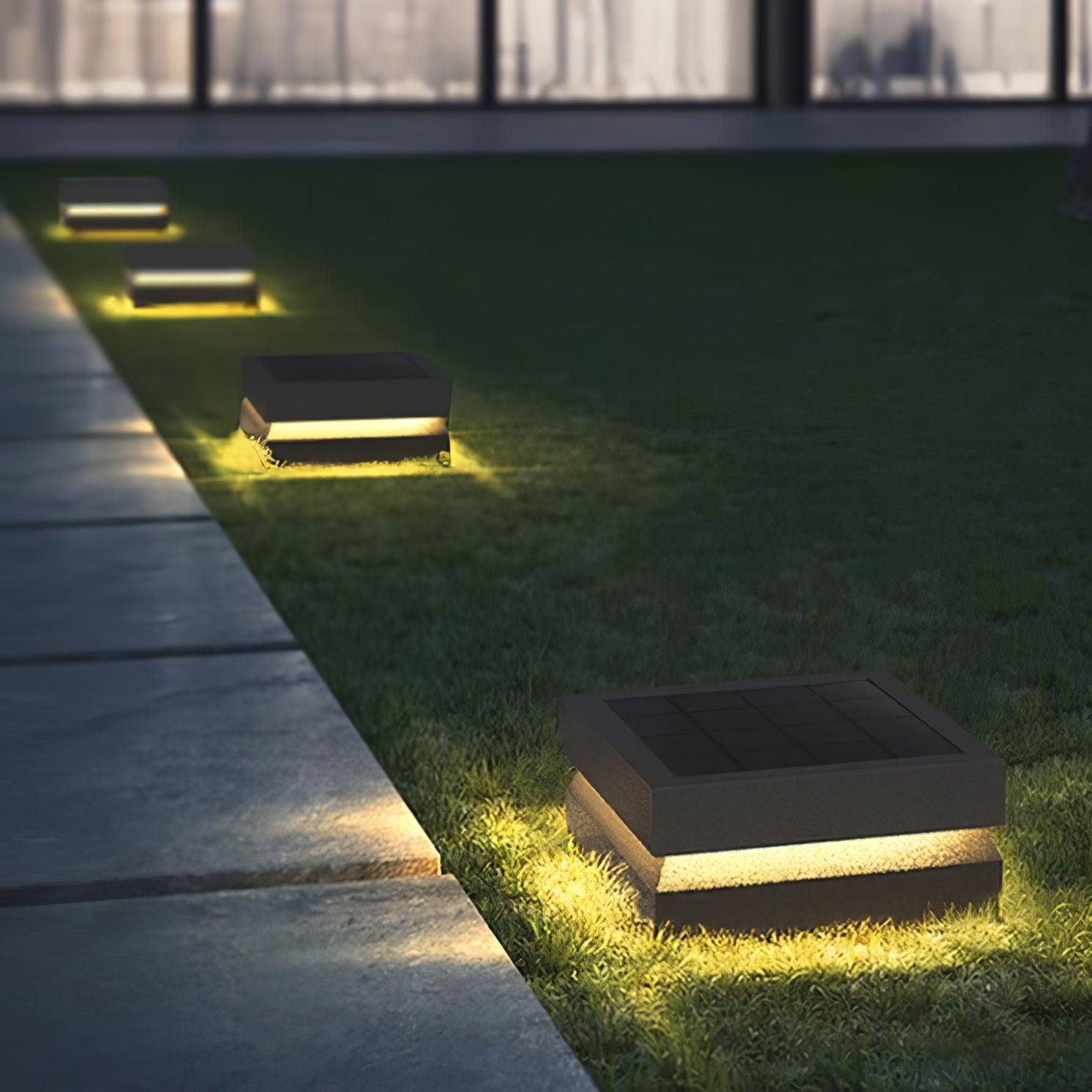 Borne extérieure LED carrée IP65 – résistante aux intempéries, jardin et allée