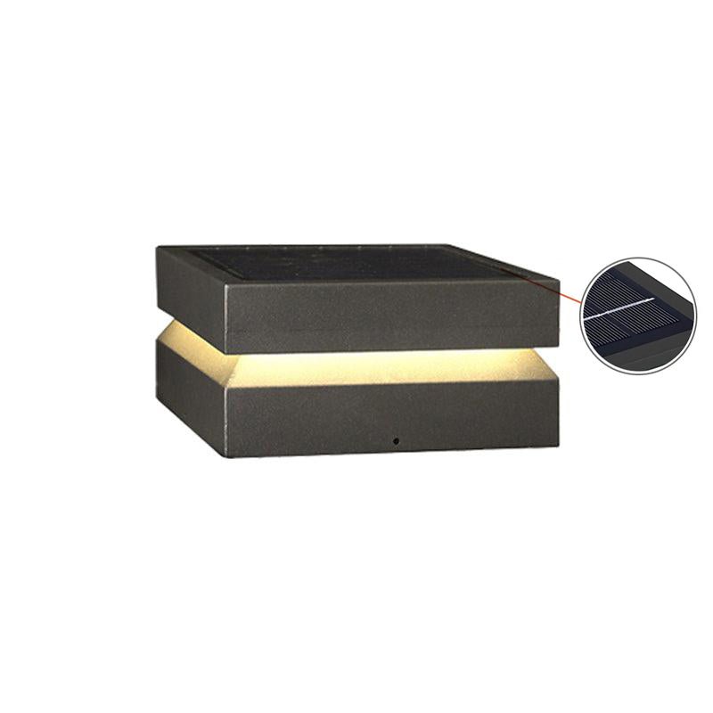 Borne extérieure LED carrée IP65 – résistante aux intempéries, jardin et allée