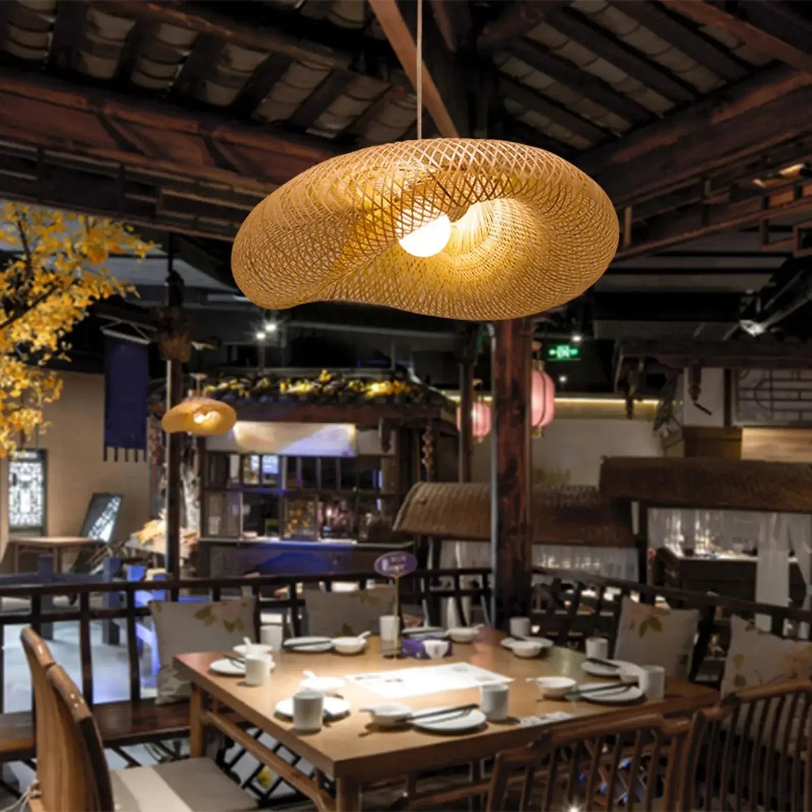 Suspension en bambou sculptural Oceïa