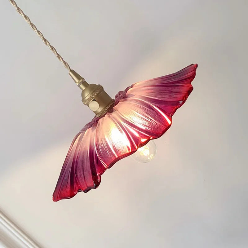 Suspension florale en verre sculpté Floréa