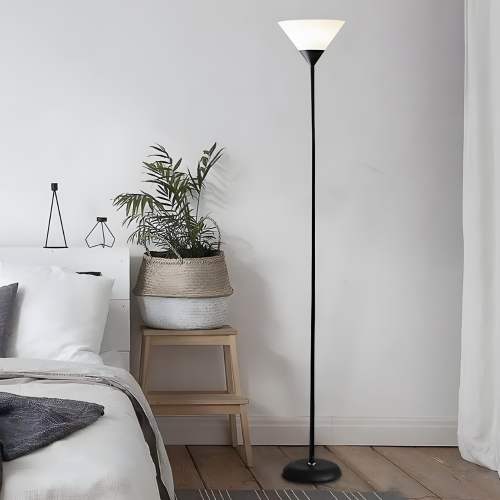 Lampadaire minimaliste moderne Orvia