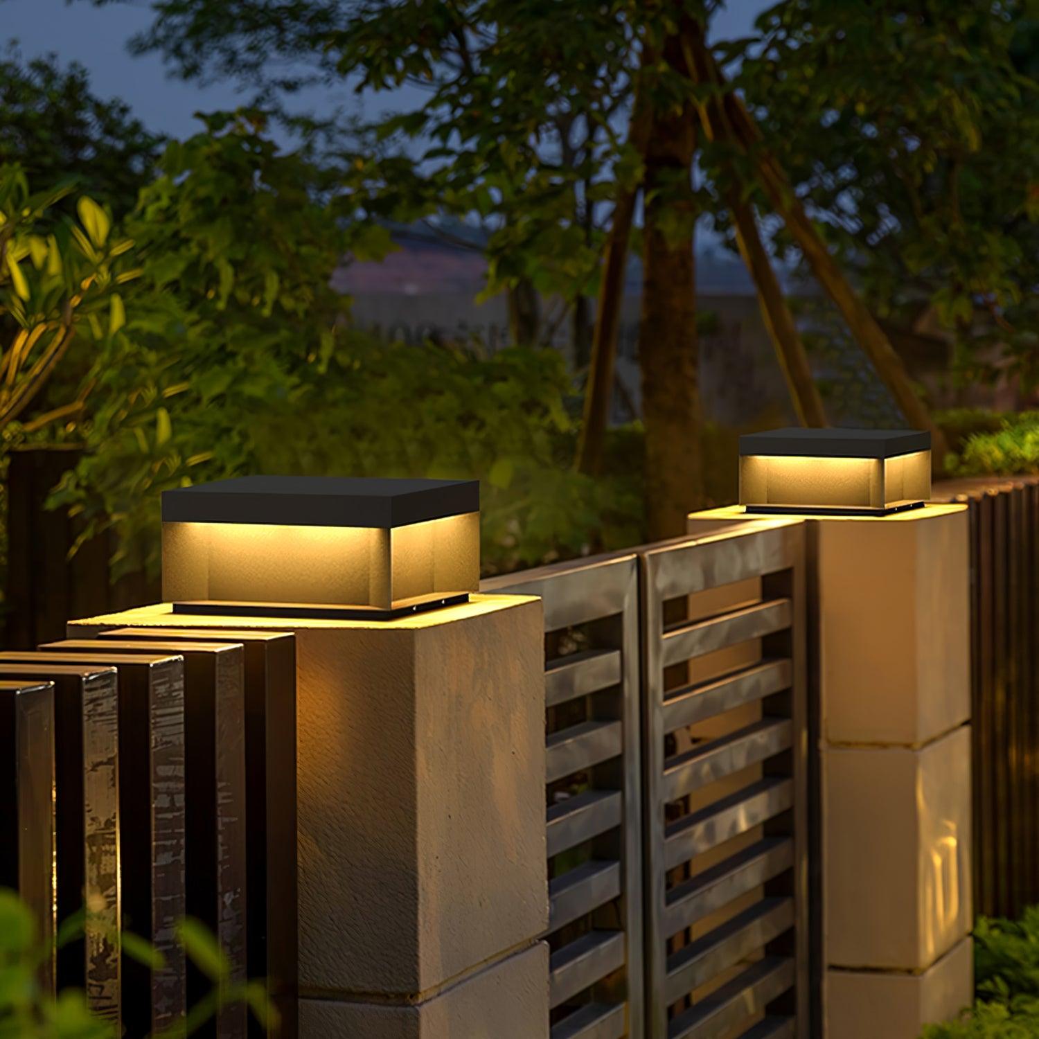 Borne de jardin LED en métal sablé – imperméable IP65, filaire ou solaire