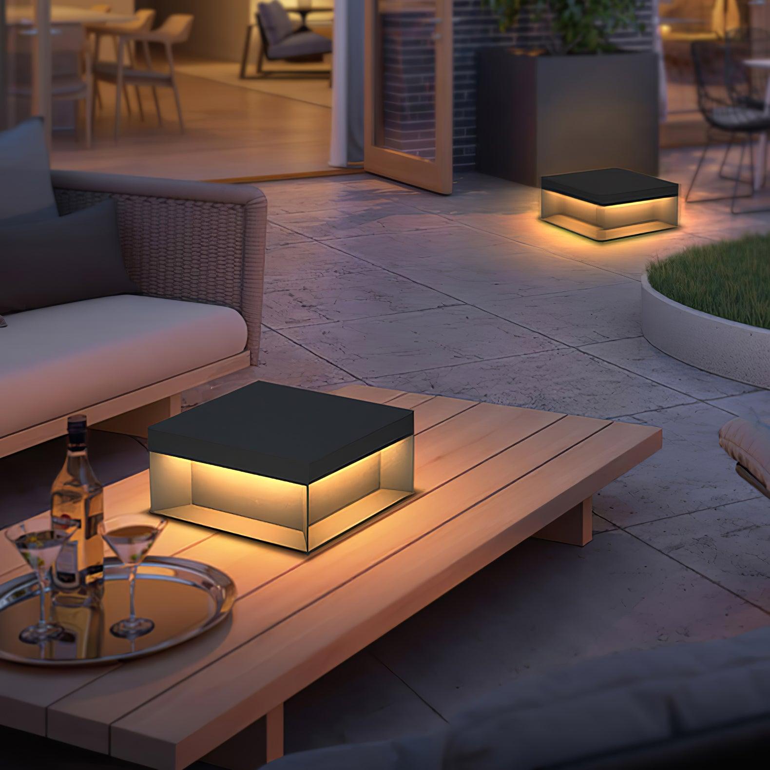 Borne de jardin LED en métal sablé – imperméable IP65, filaire ou solaire