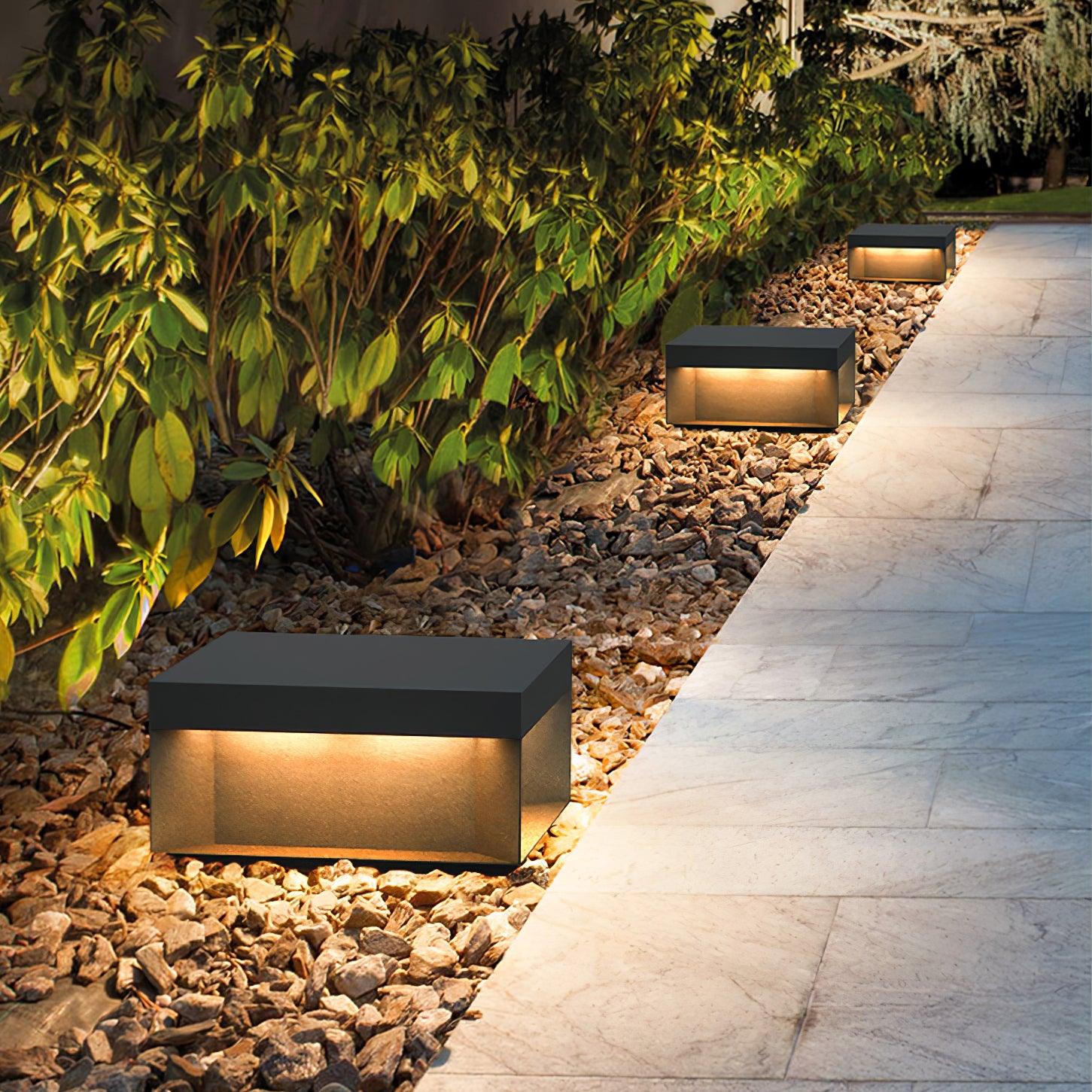 Borne de jardin LED en métal sablé – imperméable IP65, filaire ou solaire