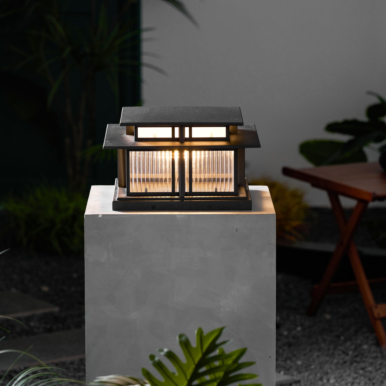 Colonne lumineuse extérieure LED Boilyn – IP65, résistante aux UV