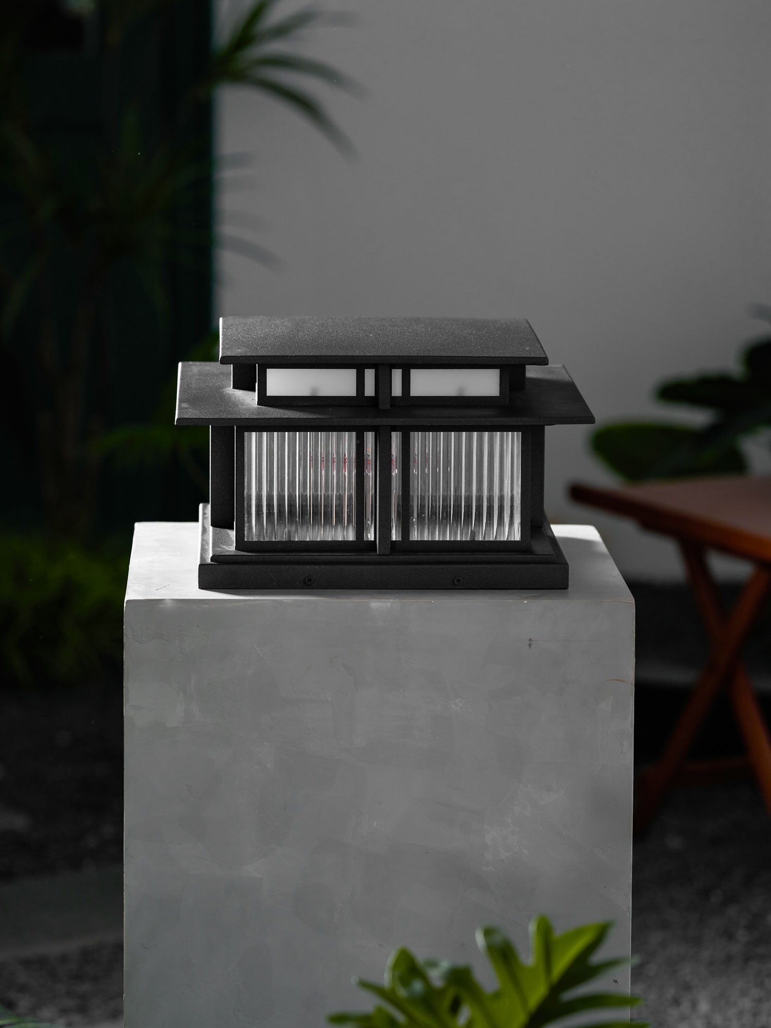 Colonne lumineuse extérieure LED Boilyn – IP65, résistante aux UV