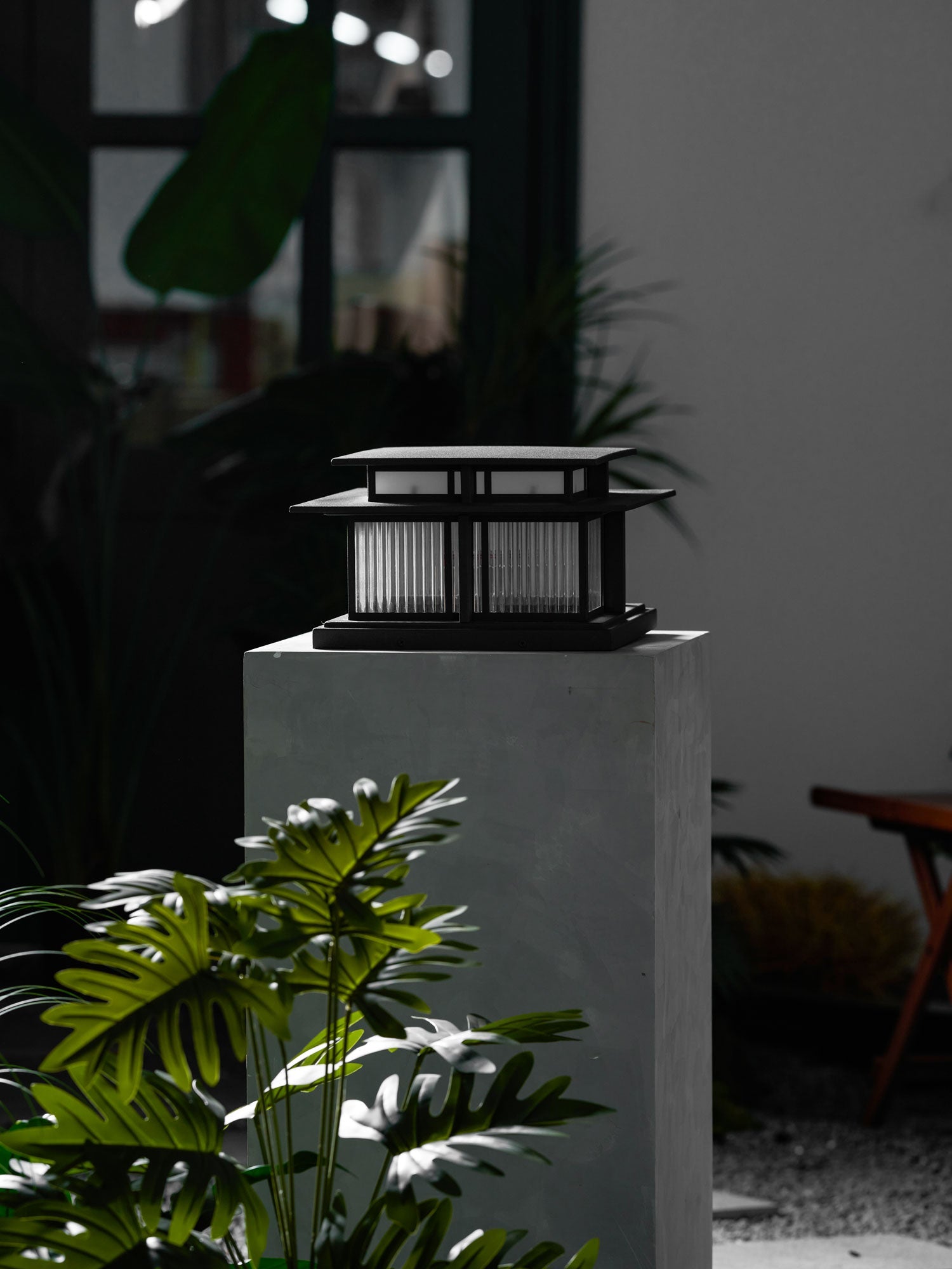 Colonne lumineuse extérieure LED Boilyn – IP65, résistante aux UV