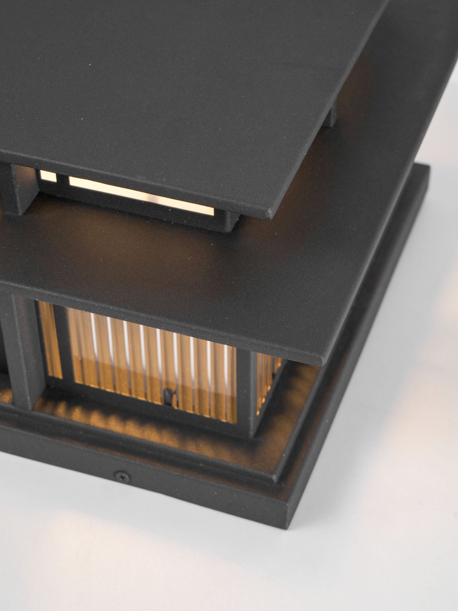 Colonne lumineuse extérieure LED Boilyn – IP65, résistante aux UV