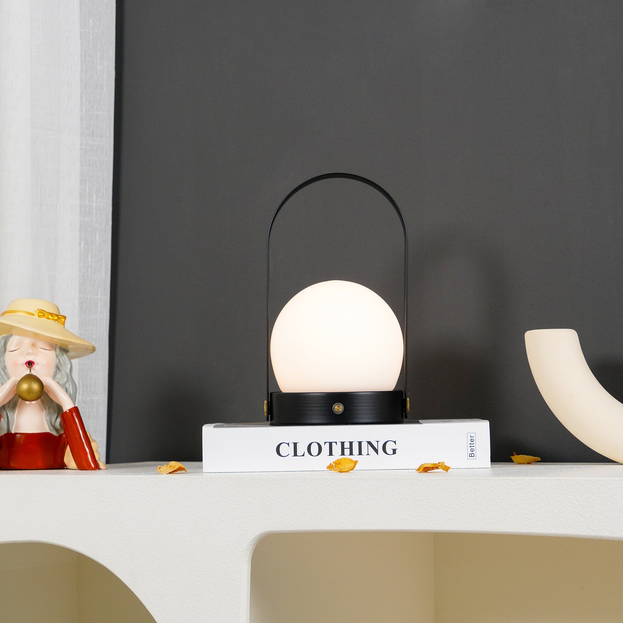 Lampe de table rechargeable sans fil Carrie – lumière chaude, nomade