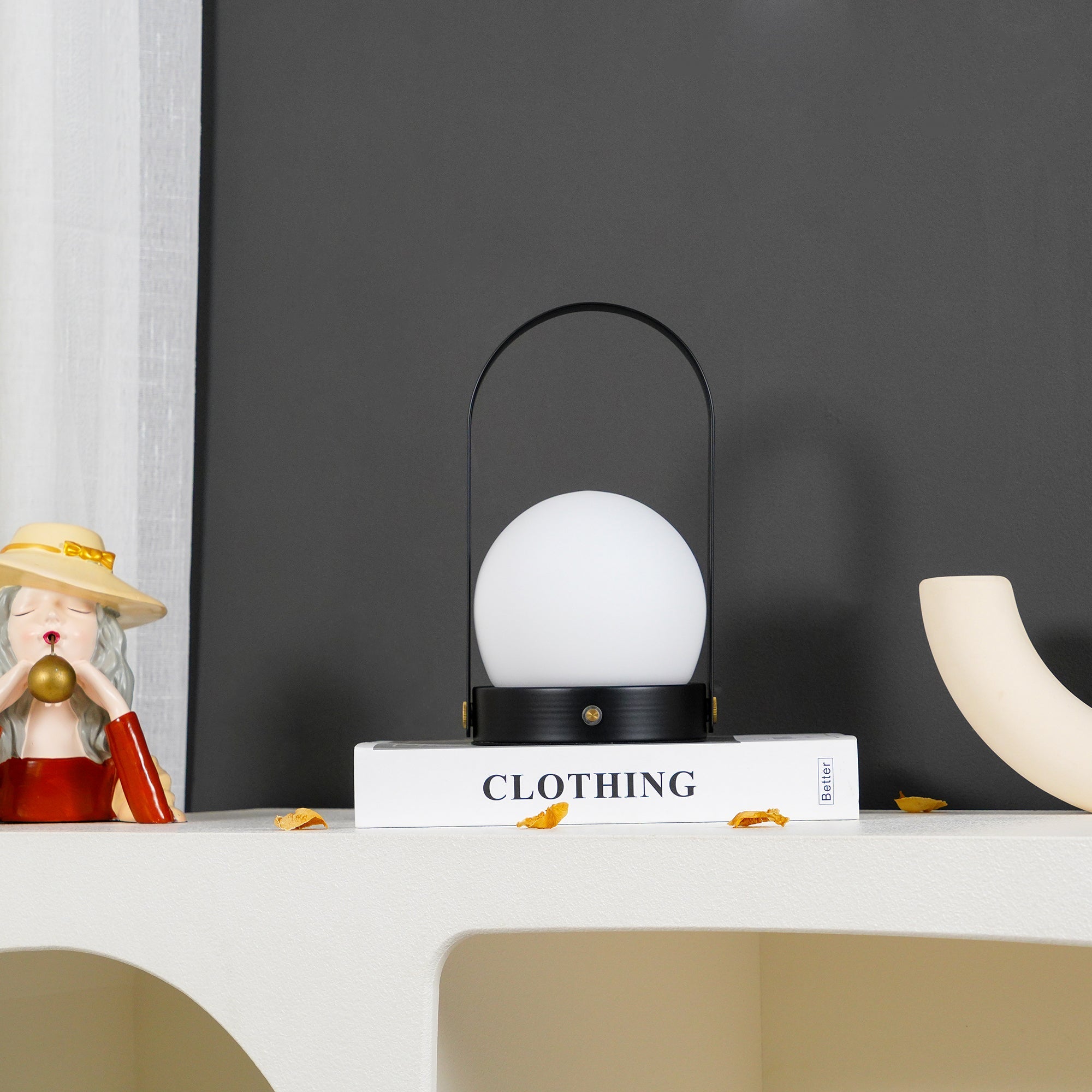 Lampe de table rechargeable sans fil Carrie – lumière chaude, nomade