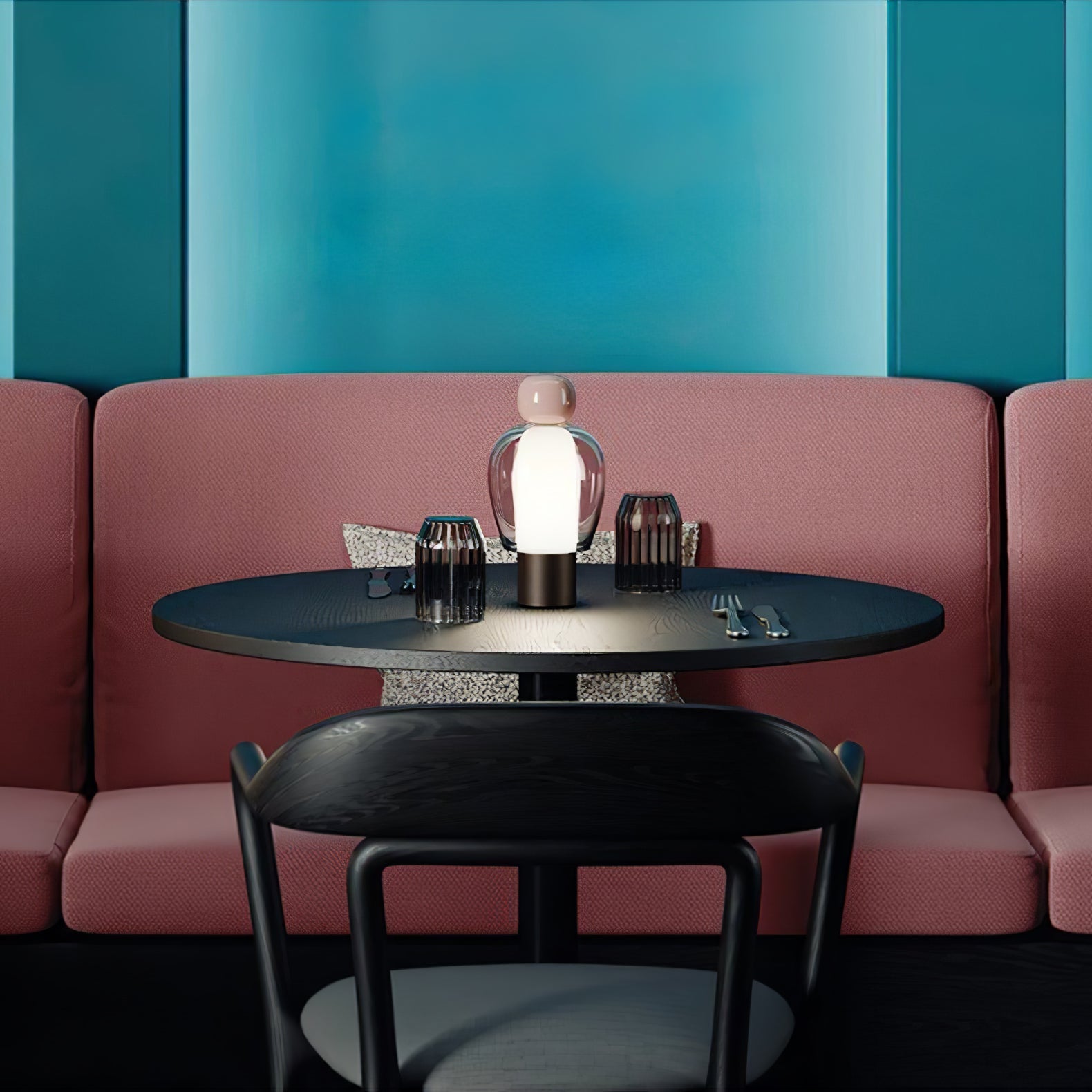 Lampe de table rechargeable en verre coloré Lumina Joy – design minimaliste