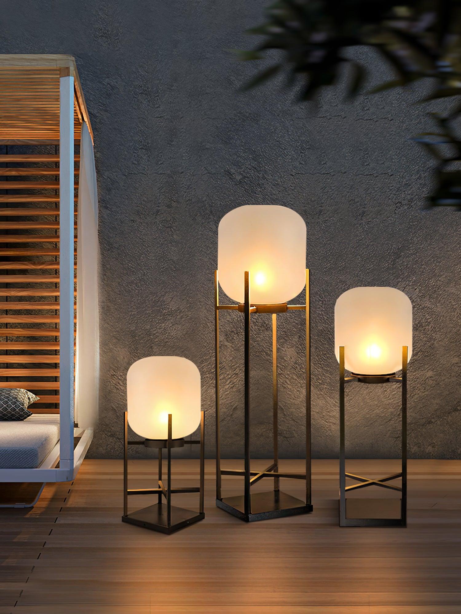 Lampadaire solaire en inox et verre style lanterne – éclairage jardin automatique