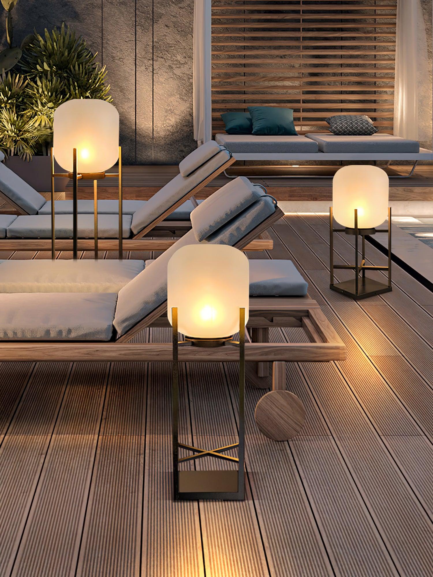 Lampadaire solaire en inox et verre style lanterne – éclairage jardin automatique