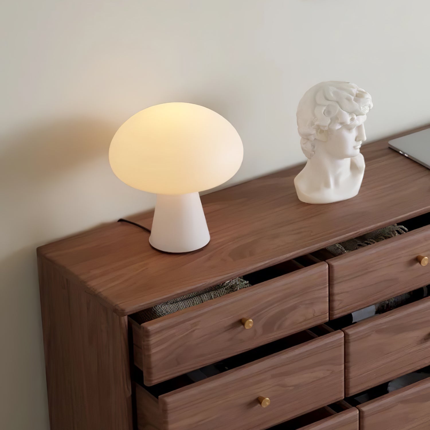 Lampe de table rechargeable design futuriste Obello – intérieur et extérieur