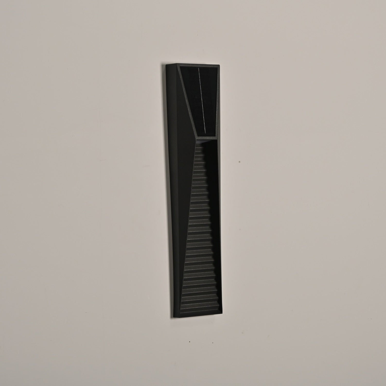 Applique murale solaire extérieure Obsidian – éclairage de chemin sans câble