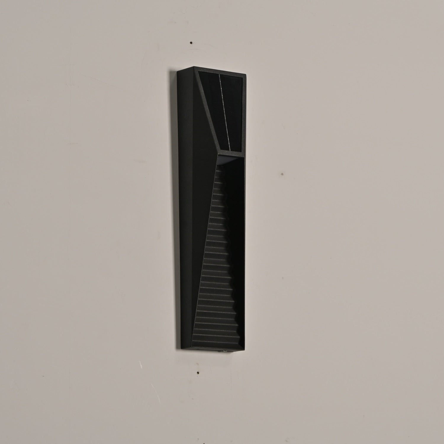 Applique murale solaire extérieure Obsidian – éclairage de chemin sans câble