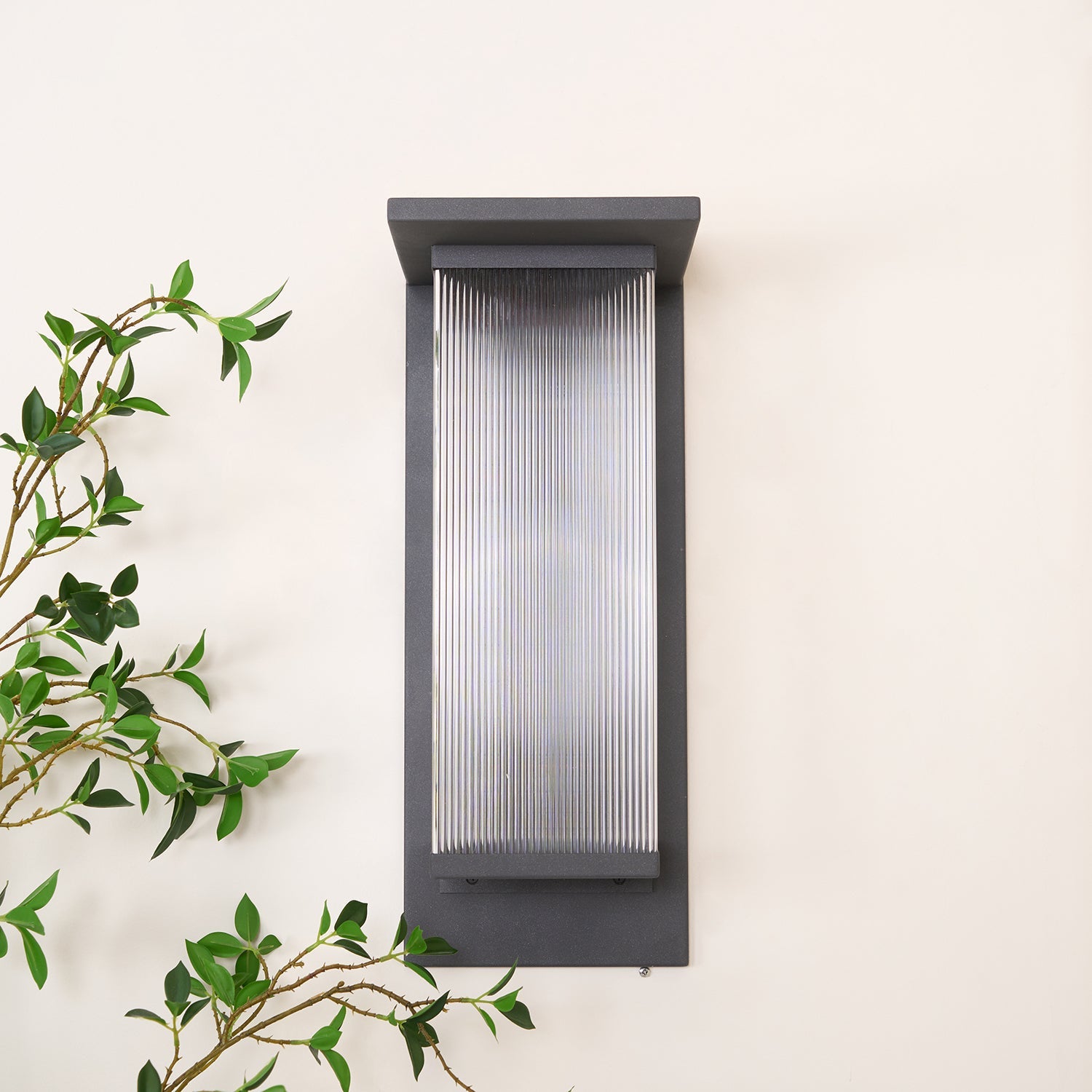 Applique murale solaire Oléron Box – design minimaliste français, sans câble