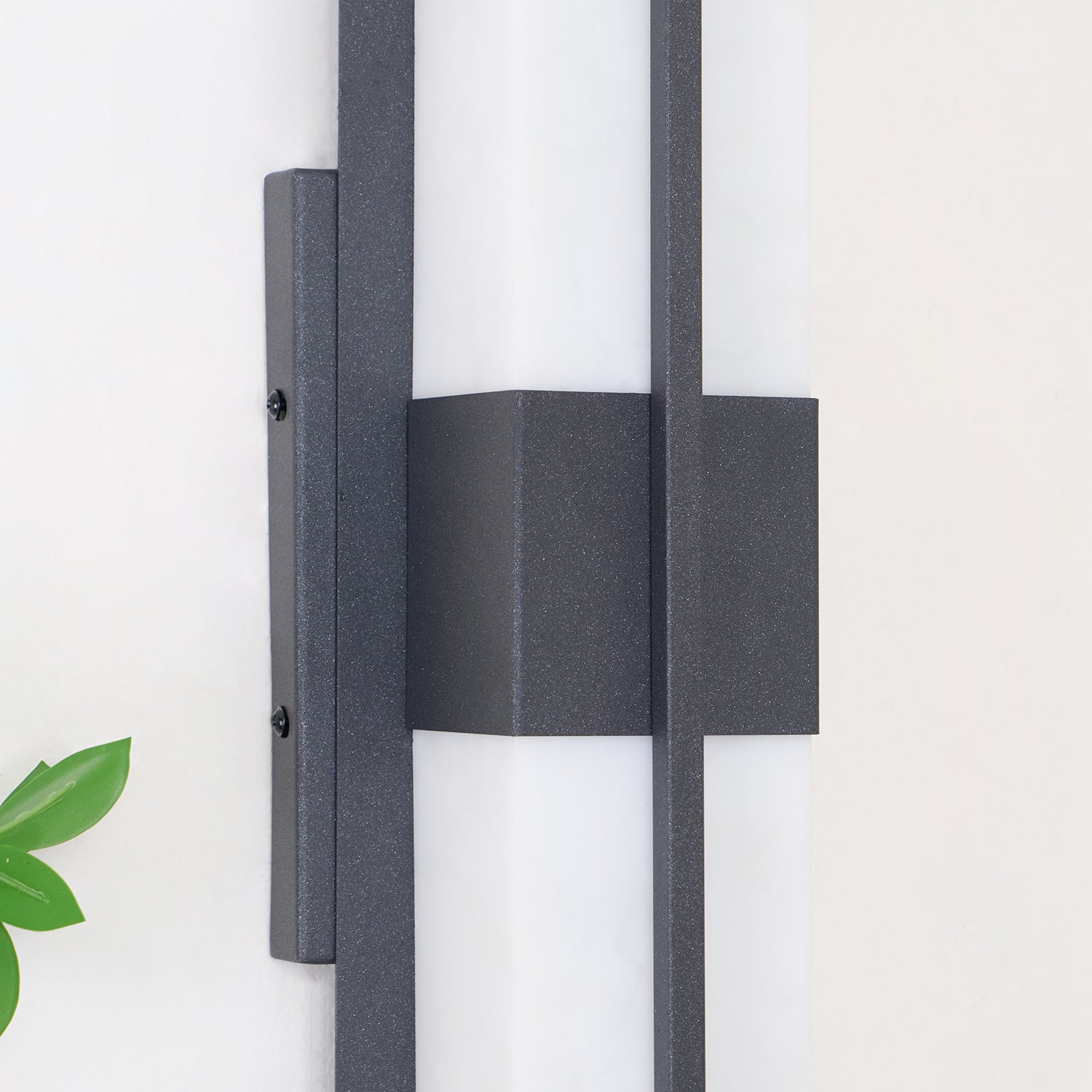 Applique murale extérieure en albâtre Possini – IP65, barre LED puissante