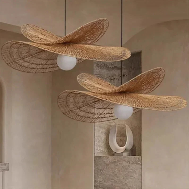 Suspension en rotin effet ailes Élyséa