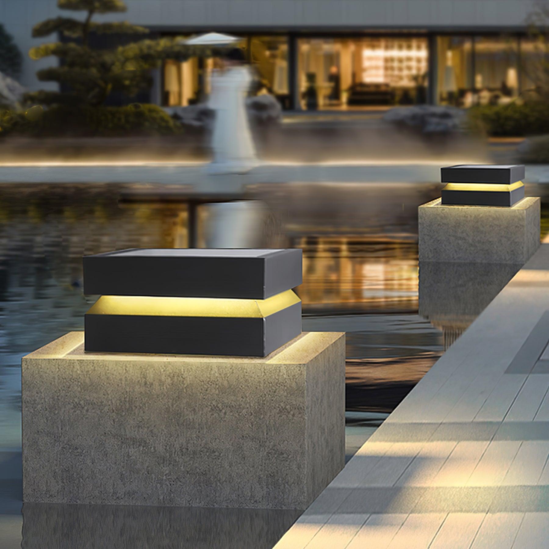 Borne extérieure LED carrée IP65 – résistante aux intempéries, jardin et allée