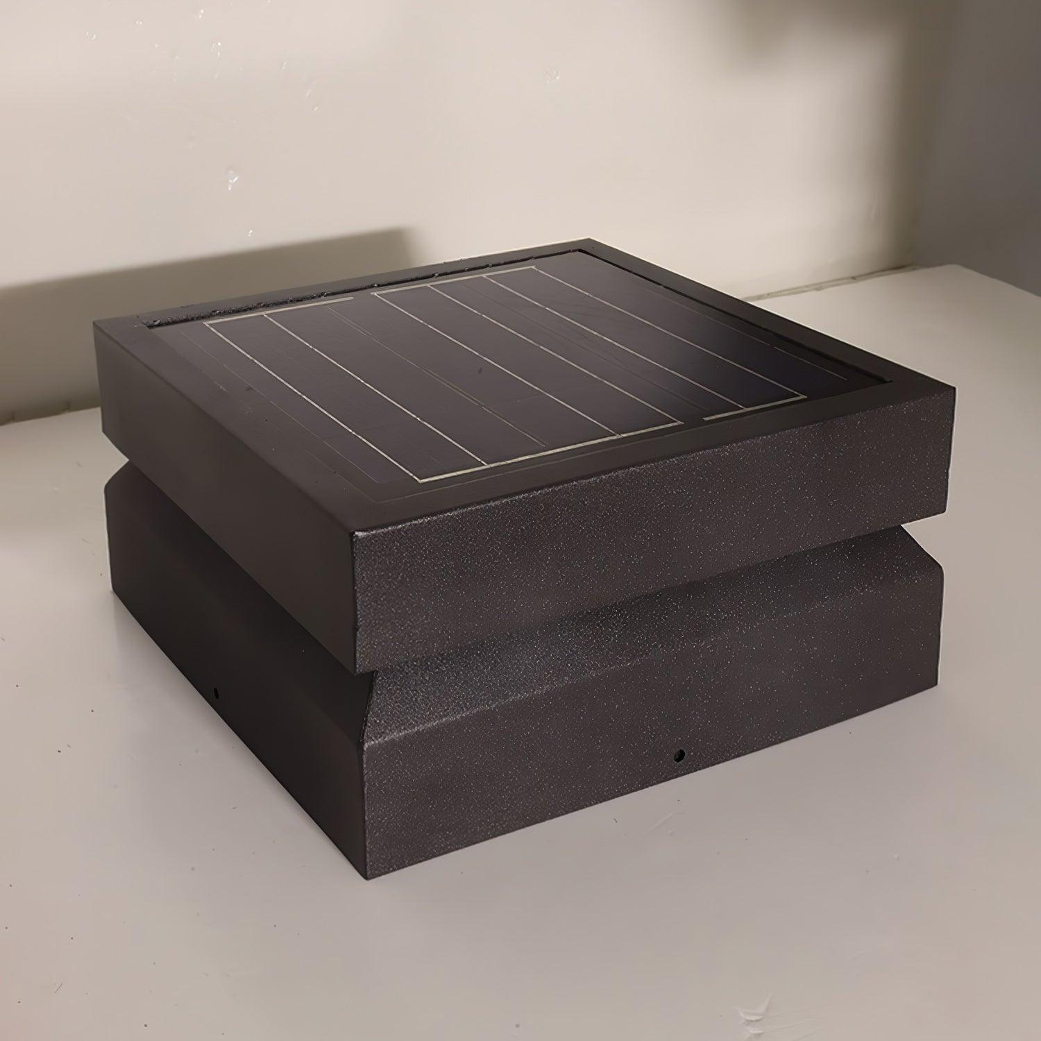 Borne extérieure LED carrée IP65 – résistante aux intempéries, jardin et allée