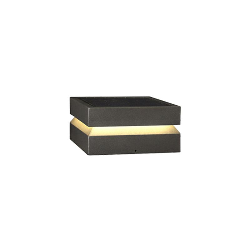 Borne extérieure LED carrée IP65 – résistante aux intempéries, jardin et allée