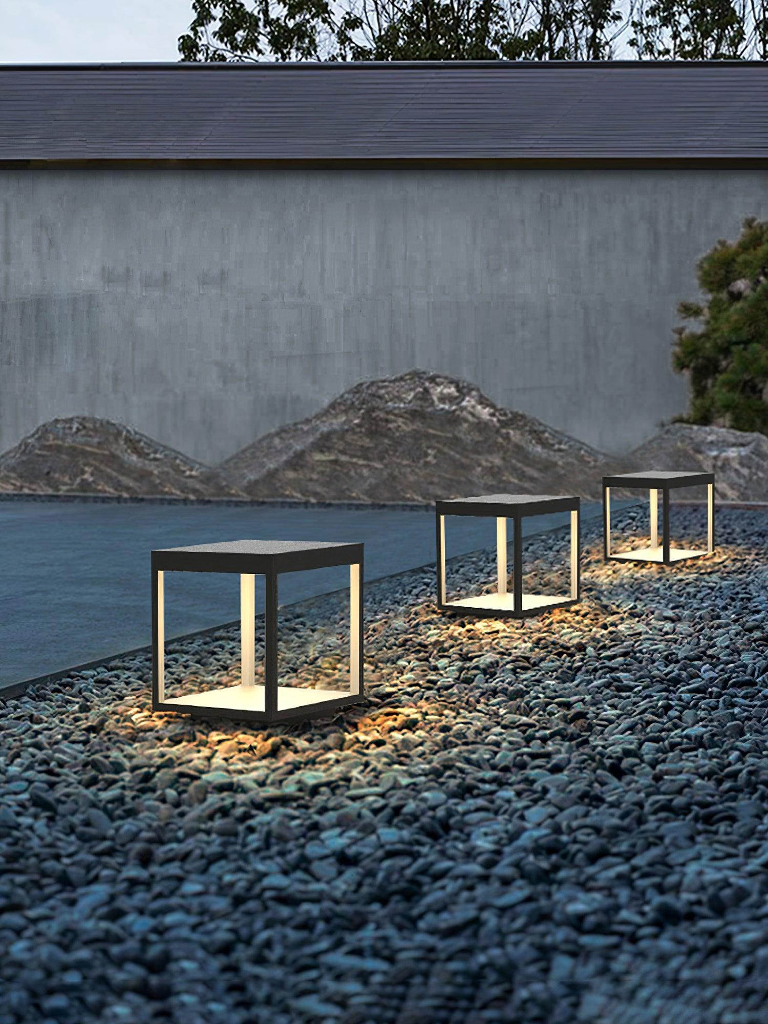 Borne extérieure LED cadre carré – ambiance chaleureuse jardin et terrasse