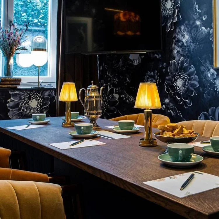 Lampe de table LuxeLoom