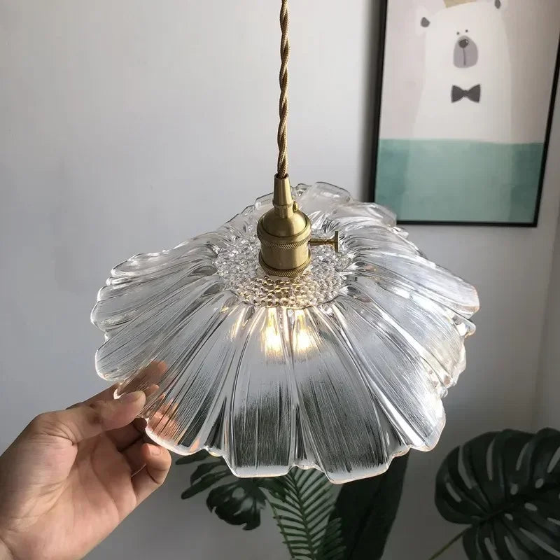 Suspension florale en verre sculpté Floréa