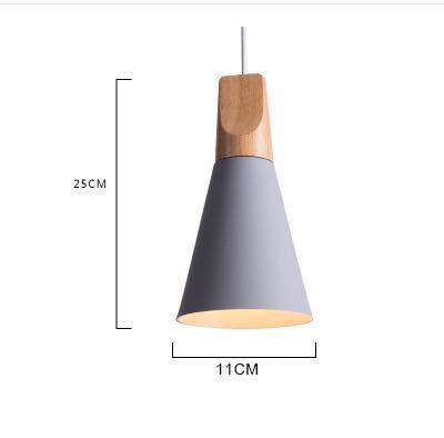 Suspension conique en bois et aluminium – style vintage intemporel