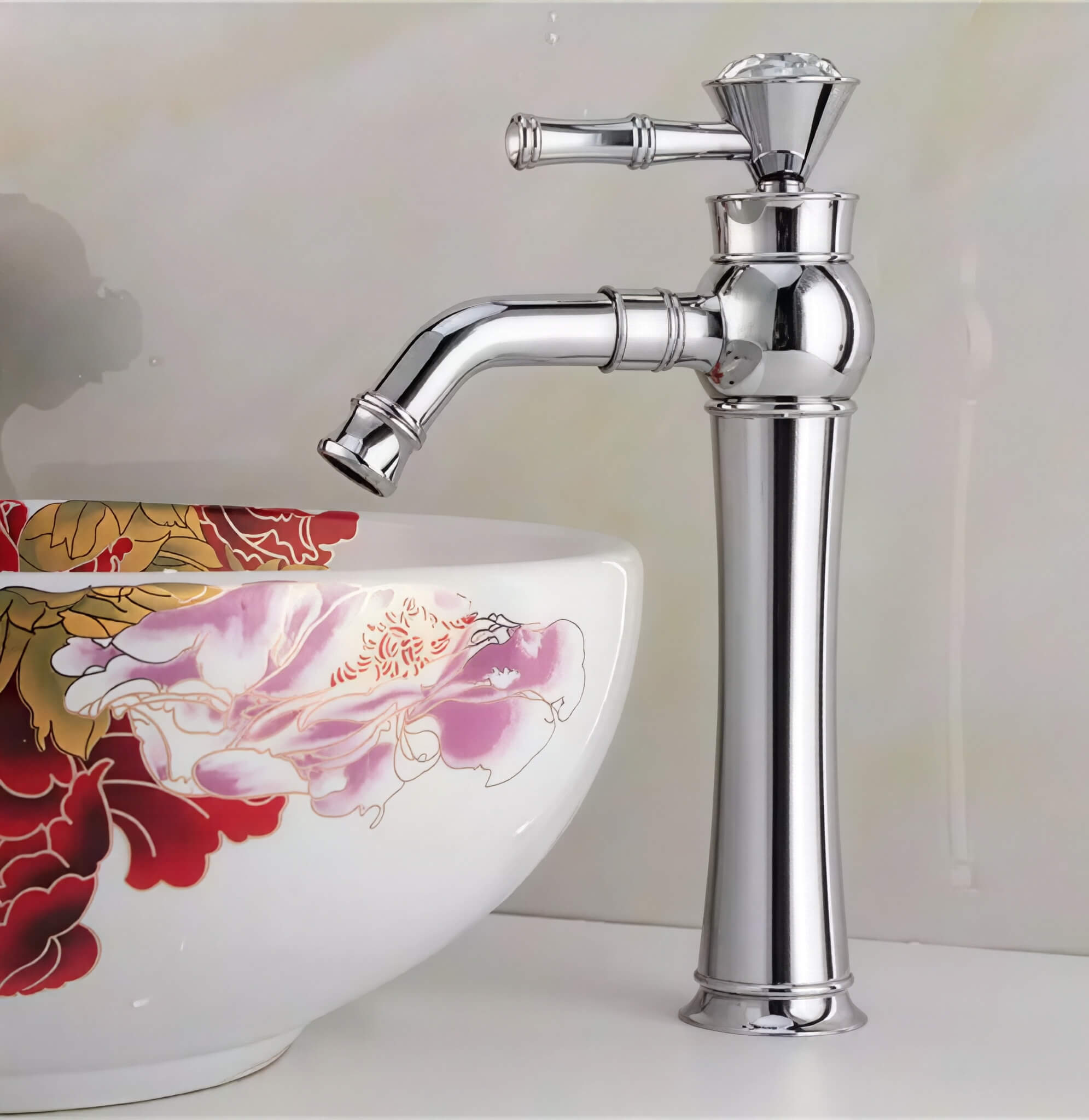 Robinet lavabo ou vasque moderne - Détail diamant
