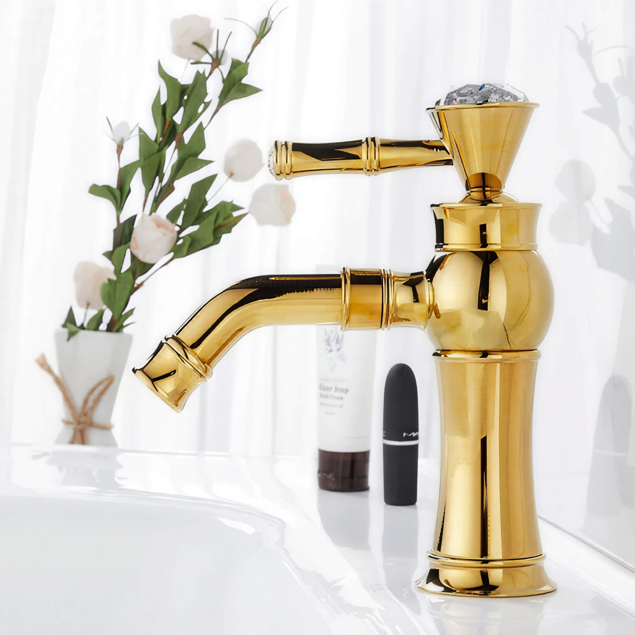 Robinet lavabo ou vasque moderne - Détail diamant